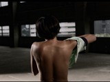 アディダス、ヨガのコンセプトムービー公開「背中で、女を魅せる。」 画像