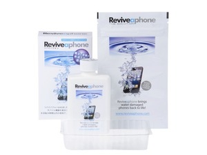 水没したスマホを復活させる液体「リバイバフォン」 画像