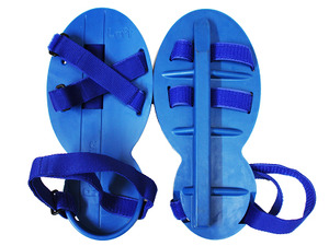 足の使い方を学習する「リアライン・バランスシューズ」 画像