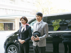 訪日外国人に向けた観光専門ラグジュアリーリムジンサービス開始 画像