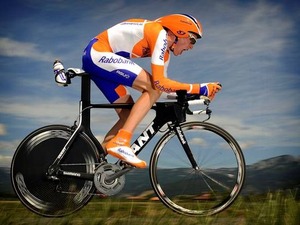 ジャイアントが第4Sに最新バイク投入 画像