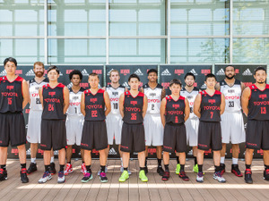 Bリーグ・アルバルク東京の新ユニフォーム、アディダスが発表 画像