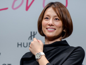 米倉涼子、高級腕時計ウブロが表彰「今、最も輝いている女性」 画像