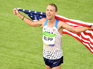 リオ五輪マラソン銅メダリスト、ラップに20の質問「誰に刺激をもらう？」 画像