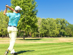 ゴルフに特化した「ゴルフ用入れ歯」共同開発試験開催 画像