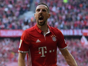 バイエルンが4発完勝、ライバル対決でドルトムントに勝利 画像