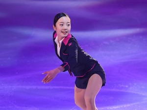 本田真凛、「#おきたくん」との2ショットを公開…「すーぱーかわいい」と反響 画像