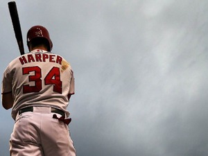 メイプル素材の硬式木製バット「ブライス・ハーパーモデル」発売…ローリングス 画像