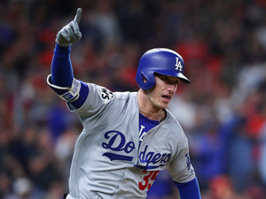 【MLBプレーオフ】ドジャースが敵地で意地…9回に若手打者爆発、ベリンジャーV打で2勝2敗タイ 画像