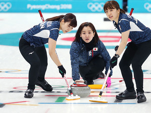 カーリング女子の作戦会議が可愛いと話題に…声が鮮明に聞こえるワケ 画像