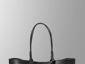 巨人オリジナル商品第2弾「革小物」と「本革トートバッグ」数量限定発売 画像