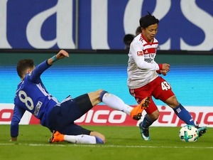 伊藤達哉のドリブルにブンデスの選手が翻弄される！独紙「小さな日本人は本当に大きな存在」 画像