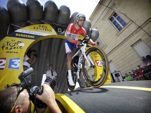 【エネコツアー14】第3ステージ個人TT、オランダ王者ドゥムランがカンチェラーラを下す　総合首位はボーム 画像
