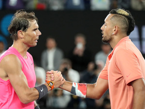 ニック・キリオス、コービー・ブライアントのレプリカユニフォームで会場入り 「バスケットボールは僕の人生そのものだった」 画像