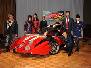 バイクに乗らない仮面ライダーは、仮面なにダー？シリーズ初 画像