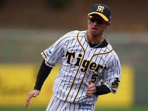 阪神・近本光司愛用カラーのサングラス「FACEONE」発売…ボールの視認性を高める機能を搭載 画像