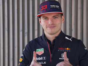 フェルスタッペンが語る角田裕毅の“強み”とは　「彼の存在はF1にとっても良い」 画像
