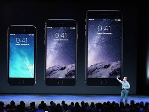 iPhone 6 Plusのサイズ…「ちょうど1万円札くらい」 画像