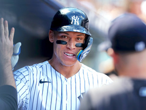 【MLB】「彼はスピードスターだ」ヤ軍ジャッジが自身今季最速に迫る“全力投球”も及ばず　大谷翔平の俊足に苦笑い「速いよね……」 画像