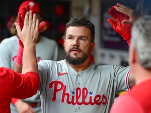 【MLB】“ロマン砲”シュワーバーが見せる変化　「.197→.250」に急浮上の打率に大谷翔平らしのぐ断トツの四球数 画像