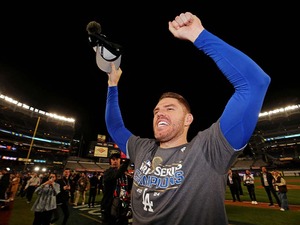 【MLB】満身創痍のMVPフリーマン、肋骨を骨折していた　米記者が明かすWSの壮絶な舞台裏「彼らこそが野球界の王者だ」 画像