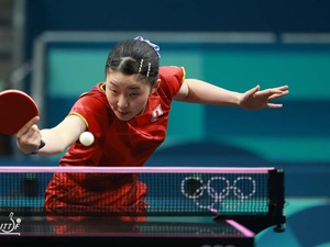 ジュニアの部制覇の張本美和は2冠へストレートで6回戦へ　好調の平野美宇も快勝で順当に勝ち上がり【全日本選手権2025】 画像