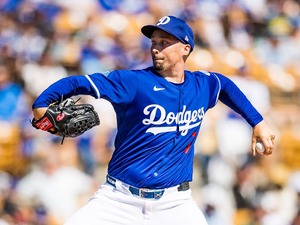 【MLB】CY賞投手スネルが築地市場を食べ歩き、ドジャース“3左腕”が来日を満喫　「なんて幸せそうな顔なんだ」 画像
