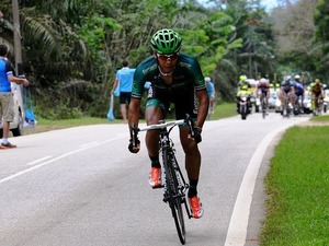 ランカウィ第6Sで新城が12人の先頭集団から単独アタック 画像