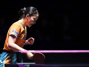 張本美和は「平野美宇、早田ひなの歴史的な足跡を辿る」 “個人戦デビュー”の16歳は「今後の展開を大きく変える」【世界卓球2025】 画像