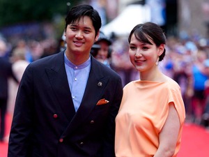 【MLB】大谷翔平、濃紺スーツの決め手は「僕メインではなく、妻の色に合わせて……」　開催地ジョージア州の“特産品”を意識したコーディネートに 画像