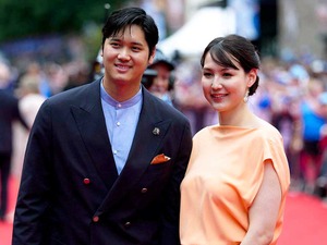 【MLB】大谷翔平、インスタに第2子誕生を英文で報告「無事に生まれてきてくれてありがとう」　水色のおくるみの写真をアップ 画像