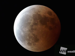 ウェザーニューズ、天文の専門家を招いて皆既月食の特別番組を英語配信 画像