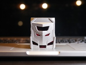 タッチもクリックもデスクの上！プロジェクションマウス「ODiN」 画像