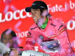 ジロ・デ・イタリア9日開幕。アートスポーツにリーダージャージ入荷 画像