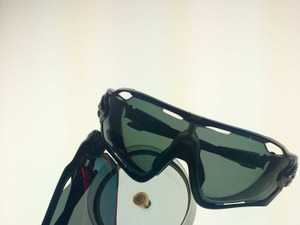 オークリーのスポーツサングラス「JAWBREAKER」と「RADAR EV」が度付き対応 画像