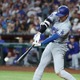 【MLB】「危なかった」大谷翔平、一塁ゴロであわや野手と激突でヒヤリ……術後の右手をプルプル 画像