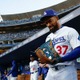 【MLB】ドジャース地元メディア、テオスカーの“ワースト級”守備に苦言「強肩パヘスを右翼手に置きたい」　攻撃面では貢献も…… 画像