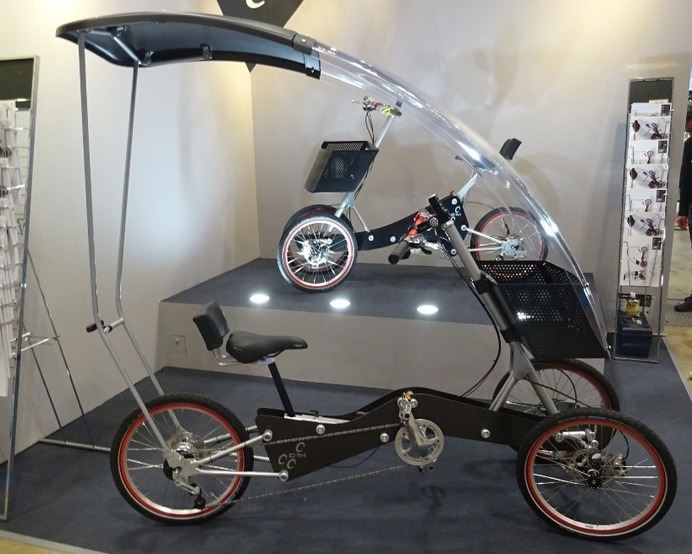 全天候対応型三輪自転車、斬新なデザインで常識を打ち破る…サイクルモード