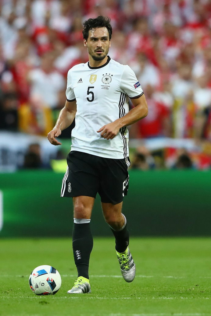 サッカードイツ代表のマッツ・フンメルス 参考画像（2016年6月16日）