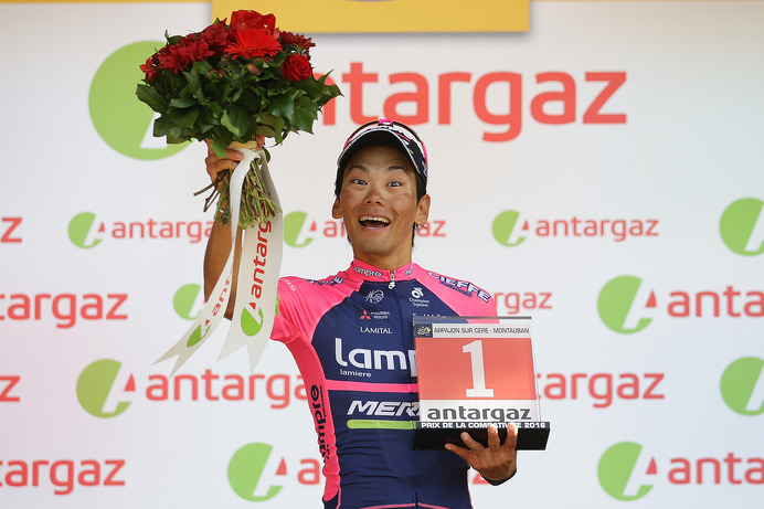 ツール・ド・フランス第6ステージで敢闘賞を獲得した新城幸也（2016年7月7日）