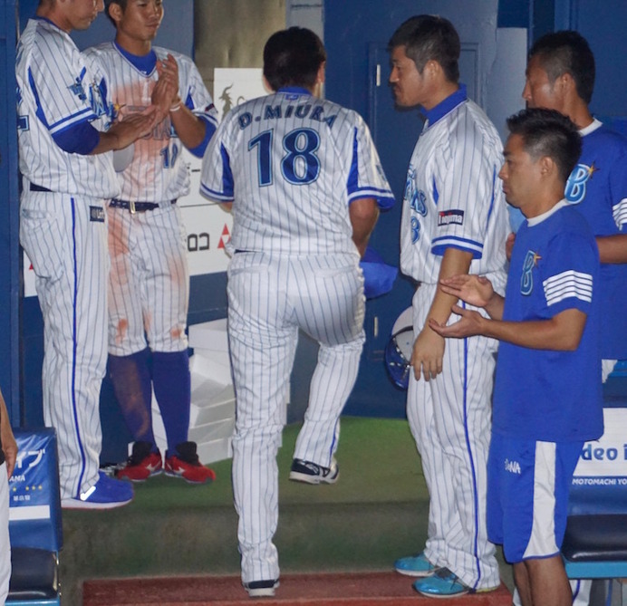 横浜DeNAベイスターズ 三浦大輔 オーセンティックユニフォーム 引退年