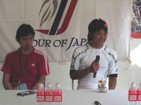 5月14日、ツアー・オブ・ジャパンが開幕した。初戦の大阪ステージでは、Team VANG Cyclingの新城選手が2位を獲得した。