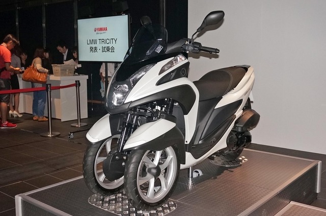 ヤマハは同社初の三輪ATバイク トリシティMW125を発売した