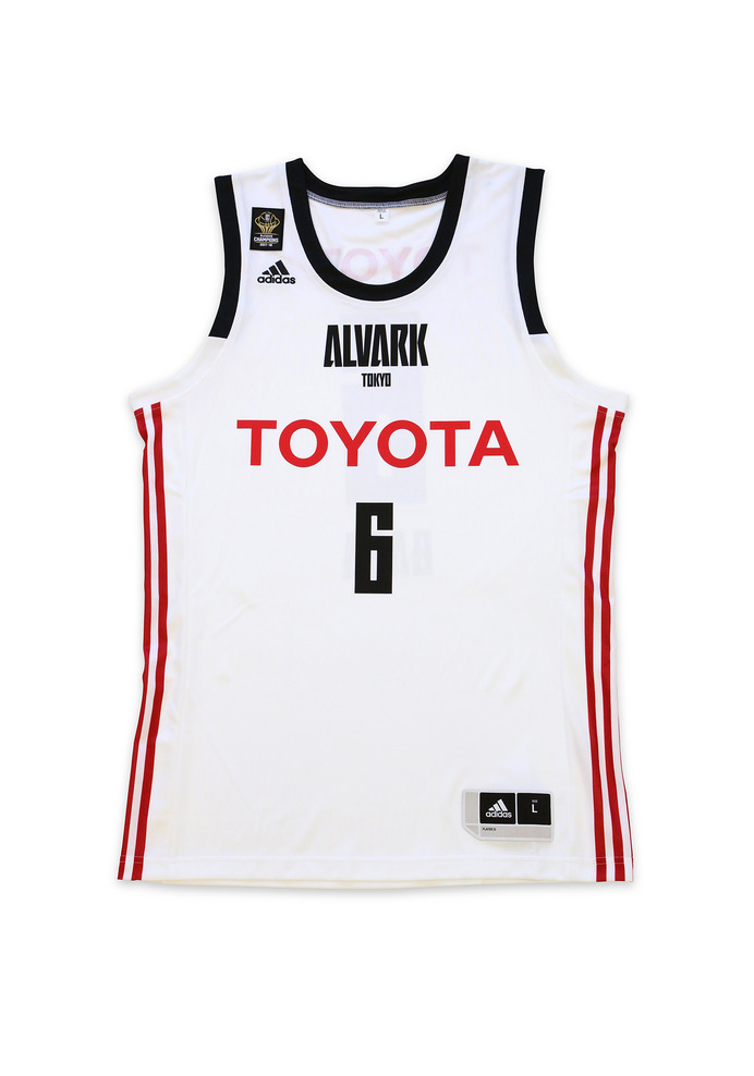 アルバルク東京、王者の風格を表現した2018-19シーズン新ユニフォーム発表