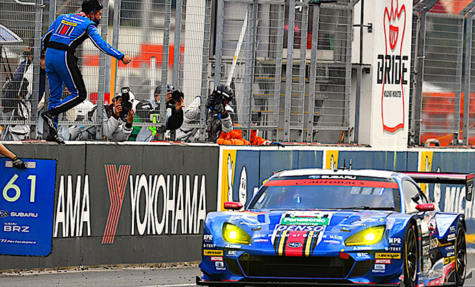 【スーパーGT】第4戦　今あらためて想いを馳せたGT300クラスの魅力、#61 SUBARU・BRZ今季初優勝