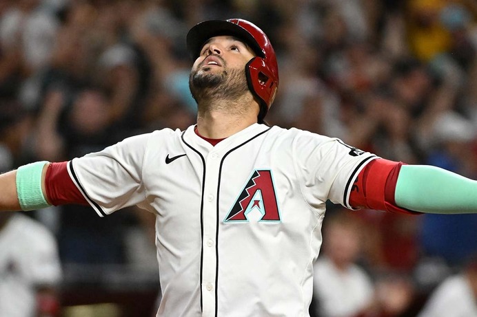 【MLB】大谷翔平の本塁打王ライバルにも急浮上　Dバックスの33歳が移籍市場の目玉か？　公式サイトが注目選手に選出「最も魅力的」