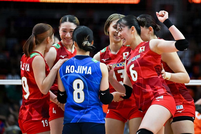 バレー女子日本代表は「主に攻撃面で圧倒した」と公式サイト賛辞、石川真佑の“勝負強さ”が光る……敵将も脱帽「日本の方が優れたチームだった」