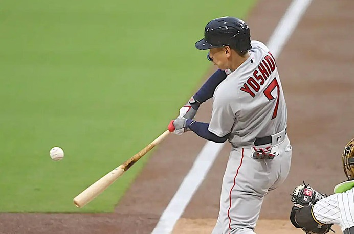 【MLB】鈴木誠也の同点弾に続き……吉田正尚の決勝タイムリーも史上初の快挙 米メディアは「ヤンキース戦で歴史に名を刻む」と伝える