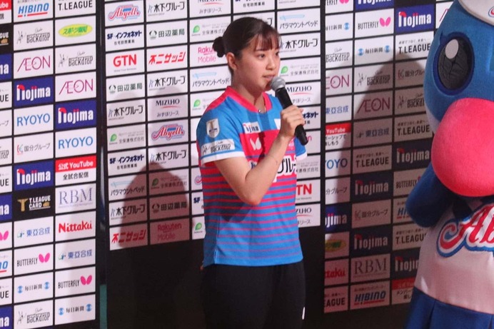 23歳・長﨑美柚が放つ“潤滑油”としての存在感　「60-60」達成のサウスポーが見据える高み「一つずつ階段を登っていく」【Tリーグ】