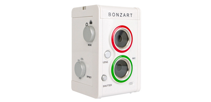 二眼レフ風デジタルトイカメラ「BONZART AMPEL」が12月24日に販売再開。